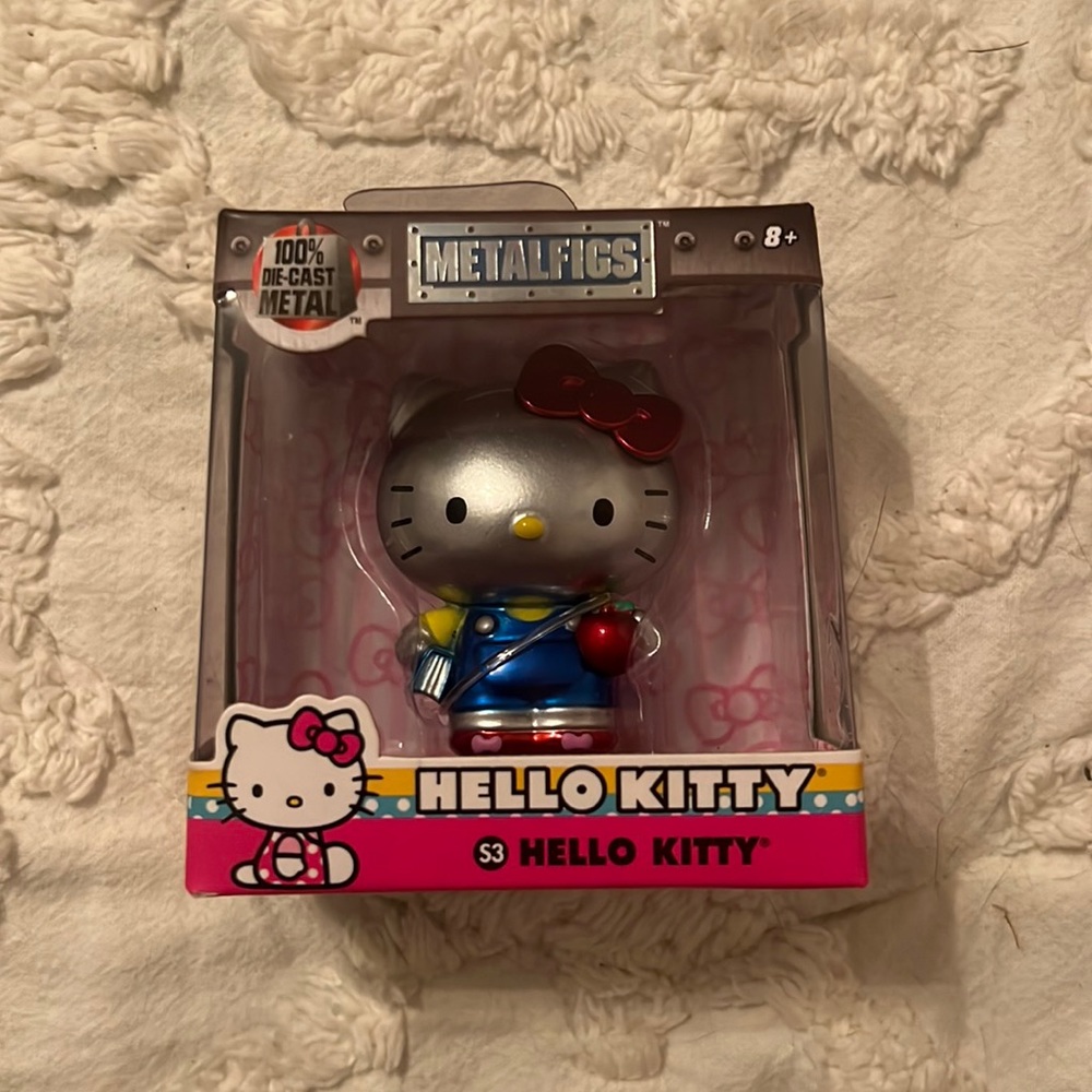 😇😜Hello Kitty figure😇😜